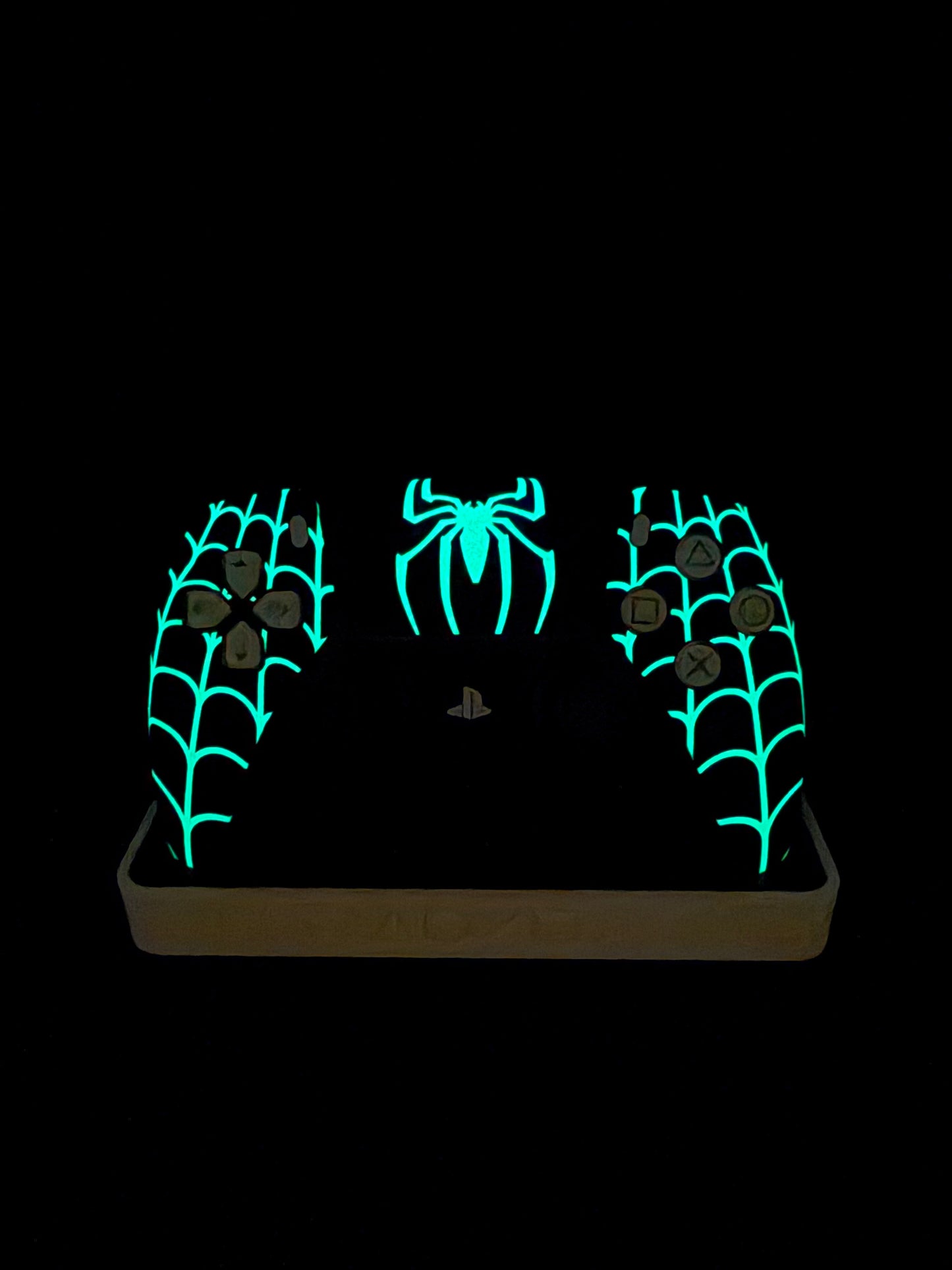 Custom PS5 Controller – | SpiderMan Glow | Gaming Geschenk