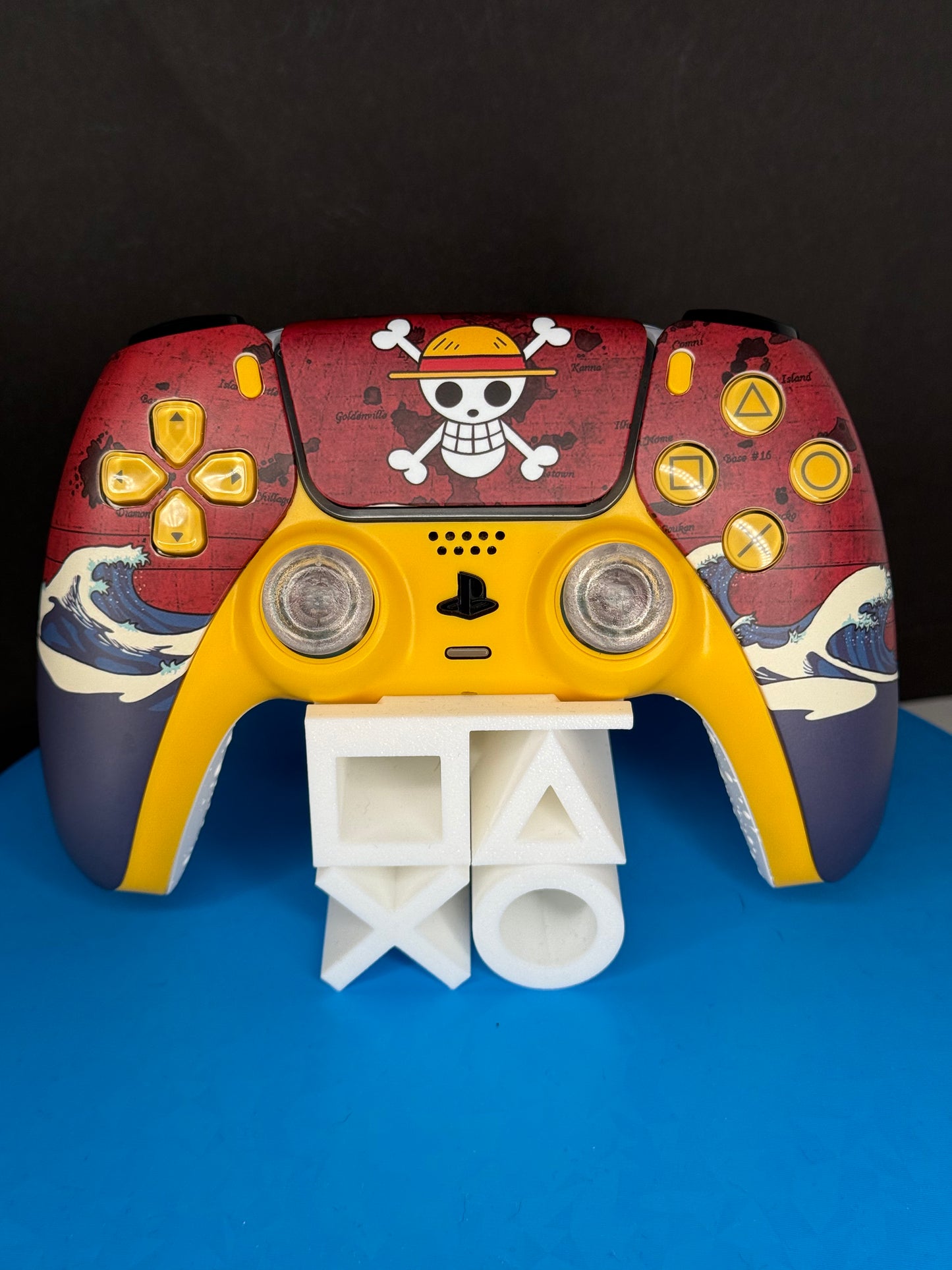 Custom PS5 Controller – Strohhut Edition